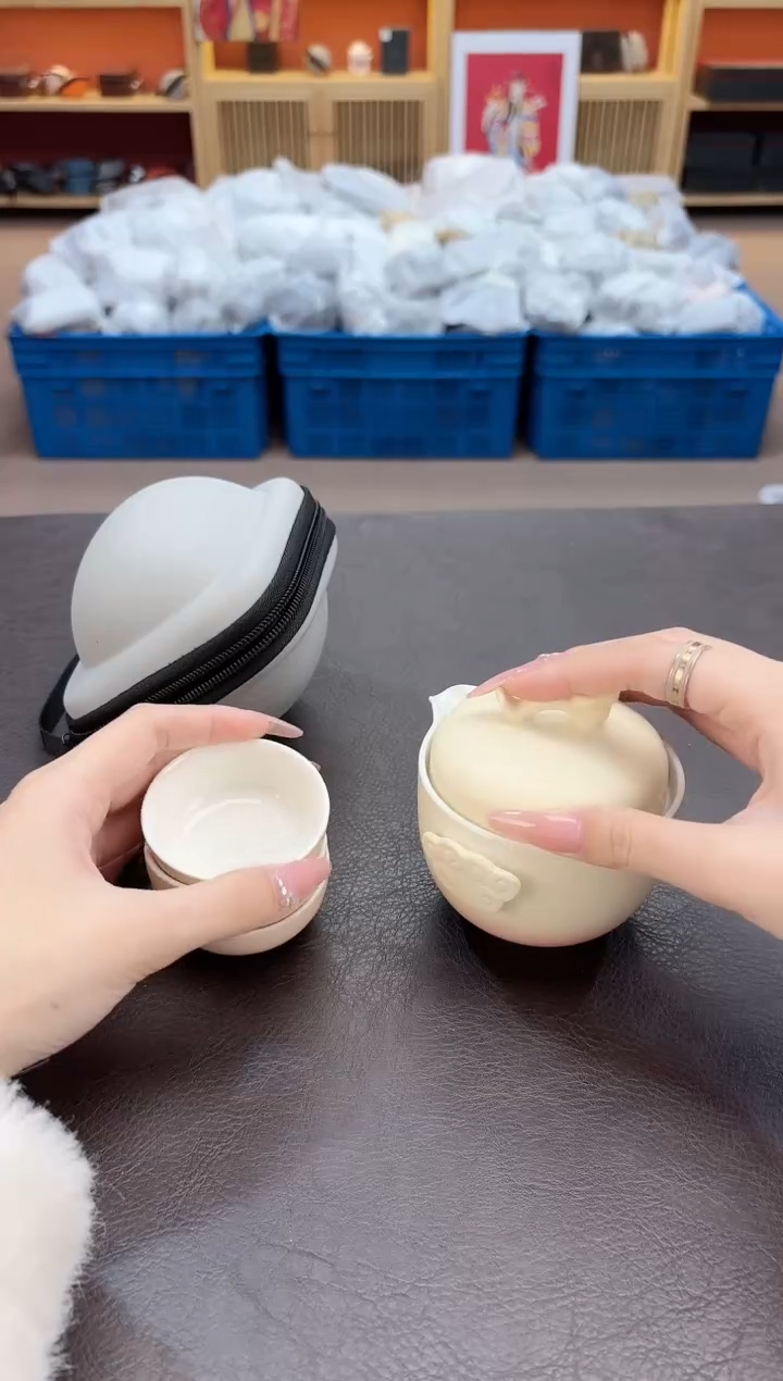 【闪购商品】摆件瓷SC1111111111111