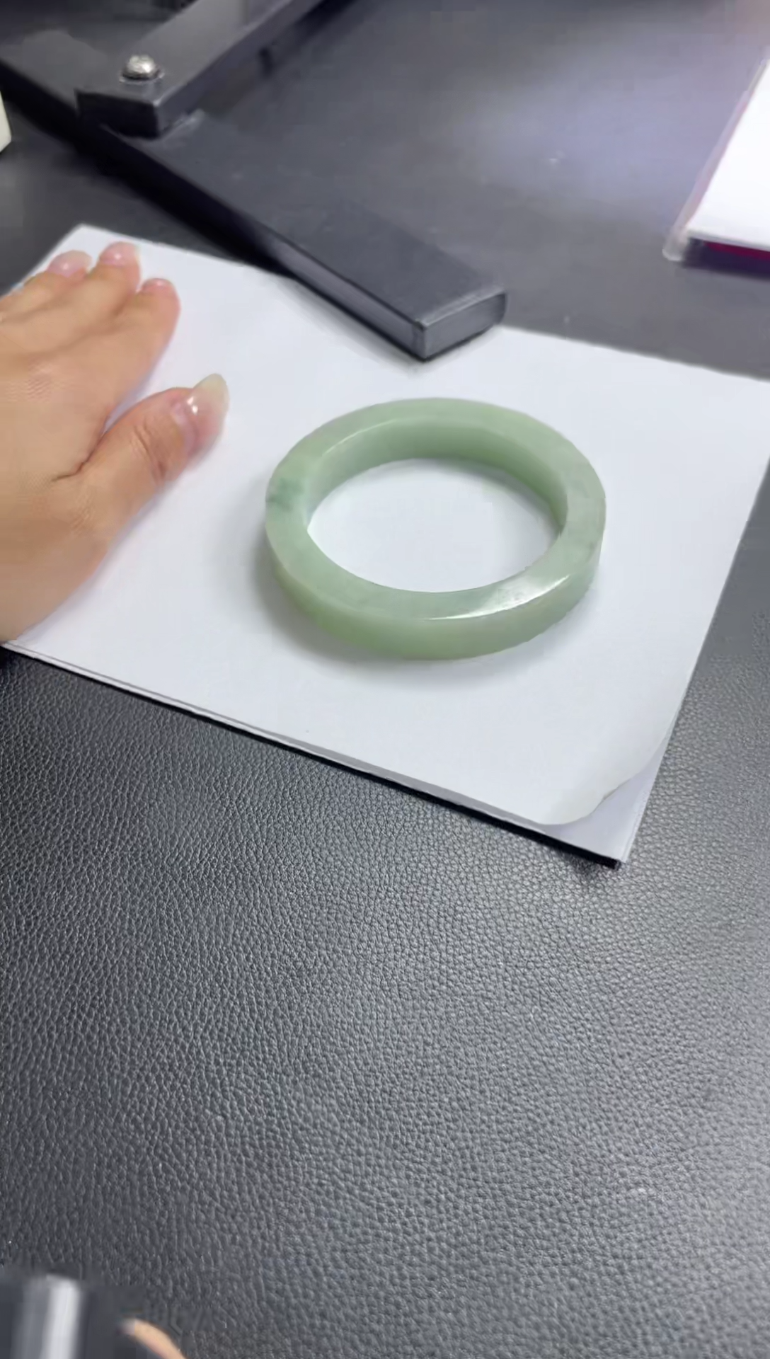 【闪购商品】定制翡翠手镯未镶嵌手镯DDH/发一件