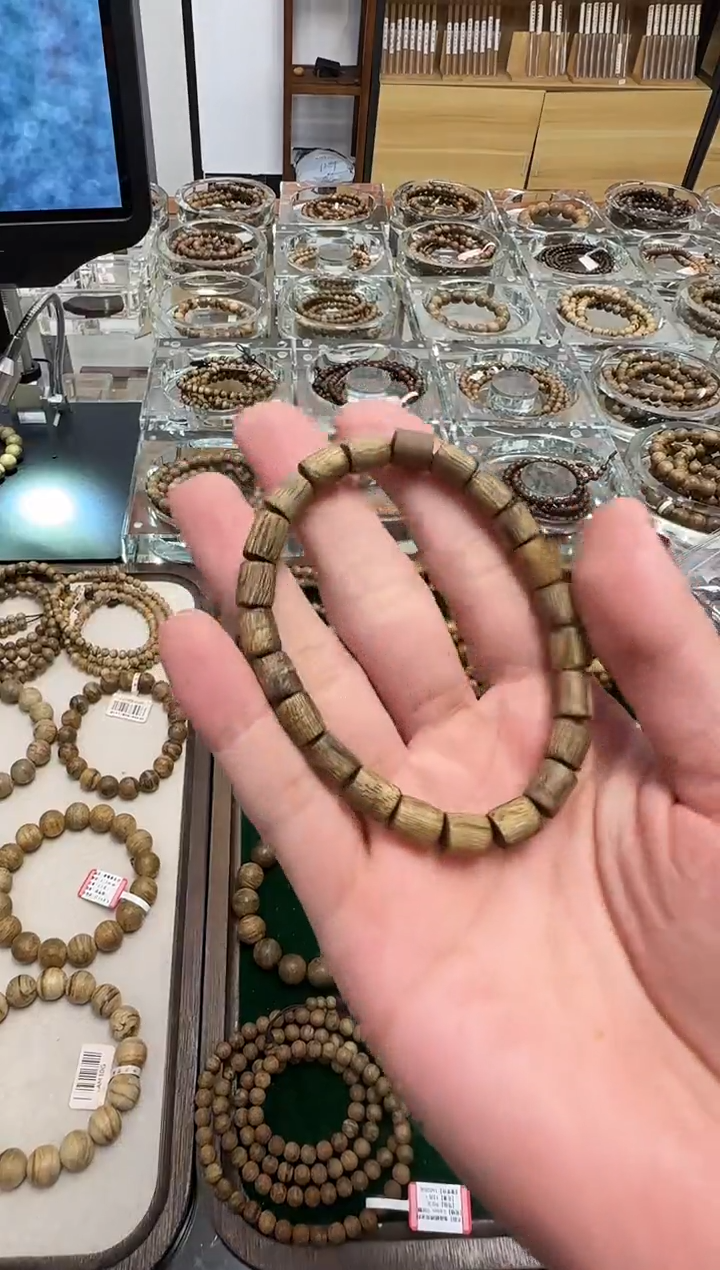 【闪购商品】沉香沉香香囊绿棋随型珠多样性发一沉香