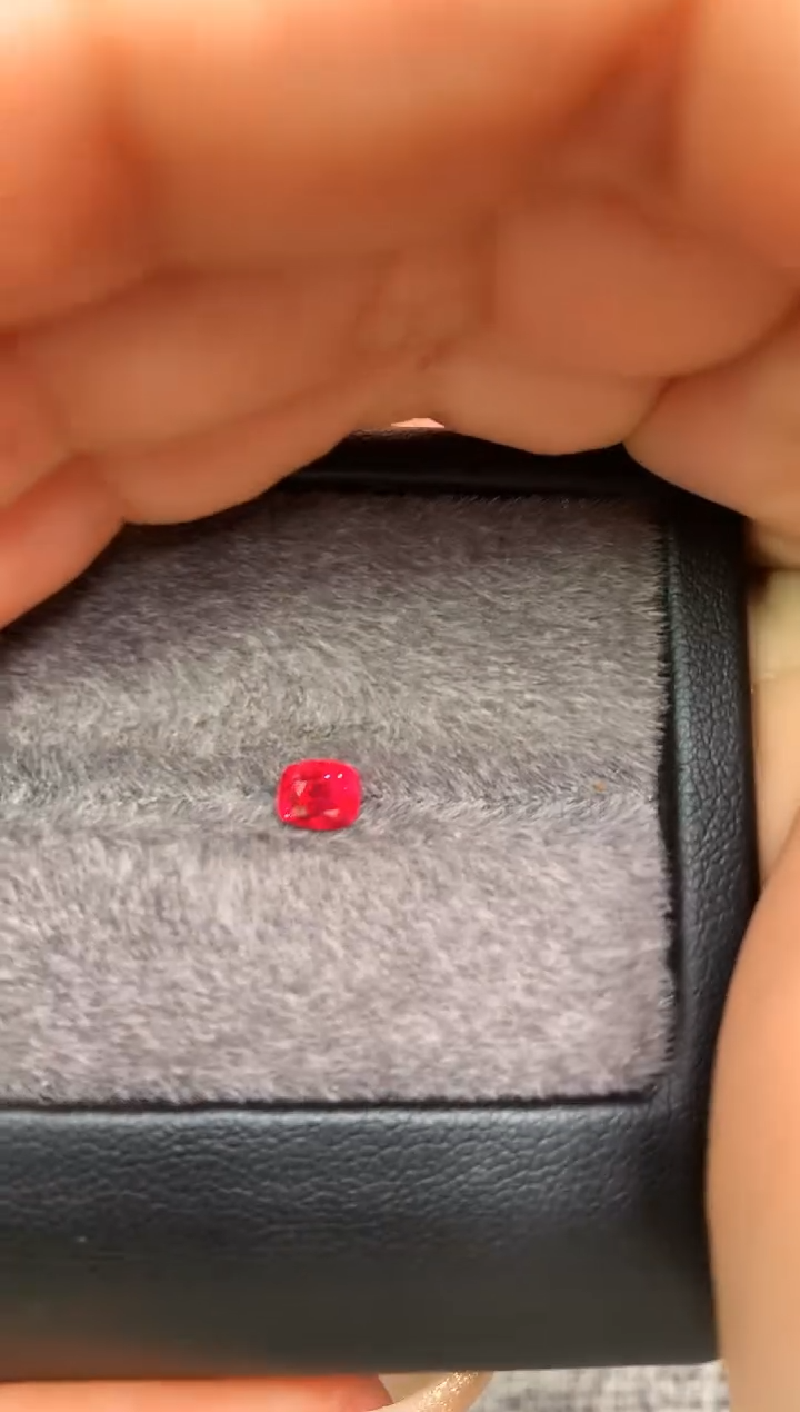 【闪购商品】定制尖晶石裸石未镶嵌枕型 绝地 0.70ct