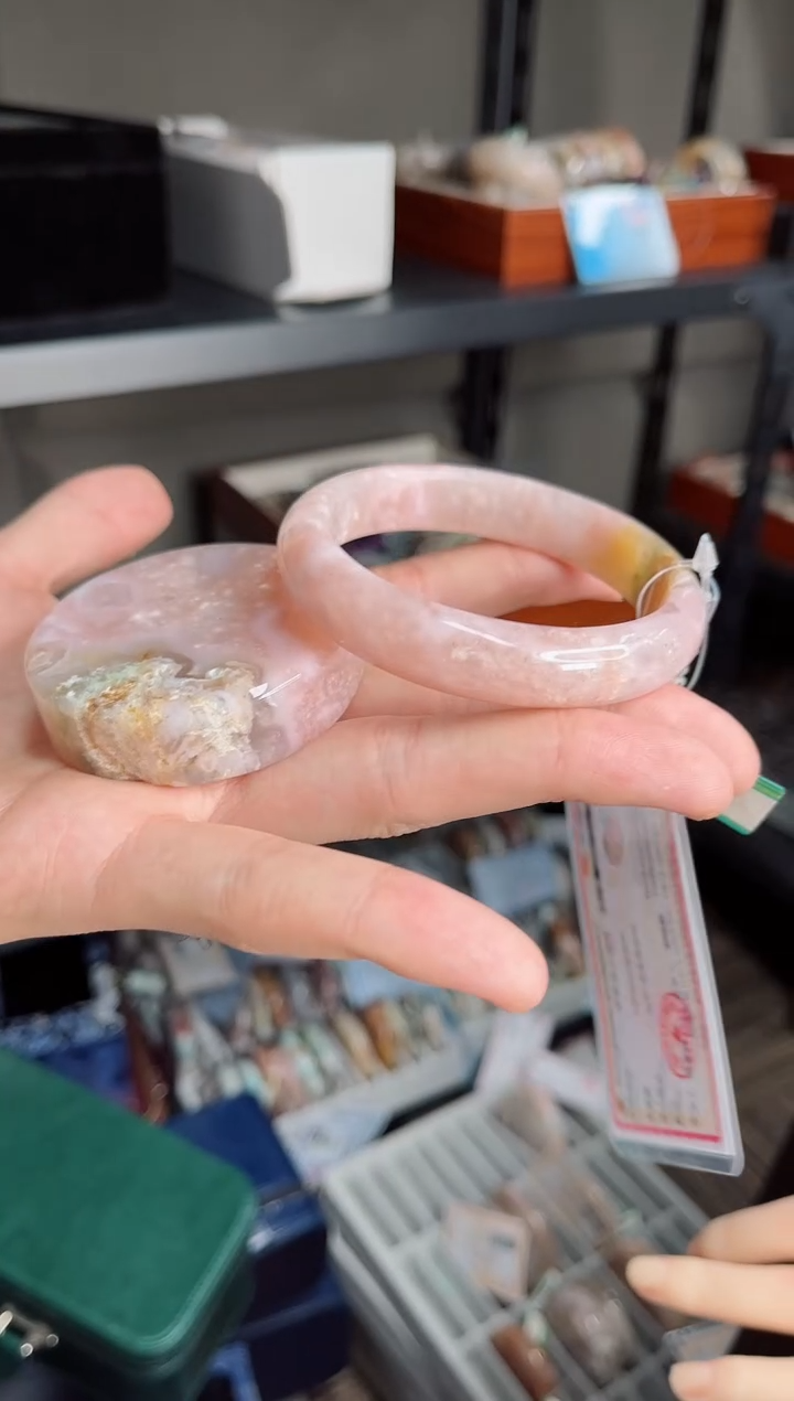 石英质玉未镶嵌手镯59圈口（赠送镯心）602