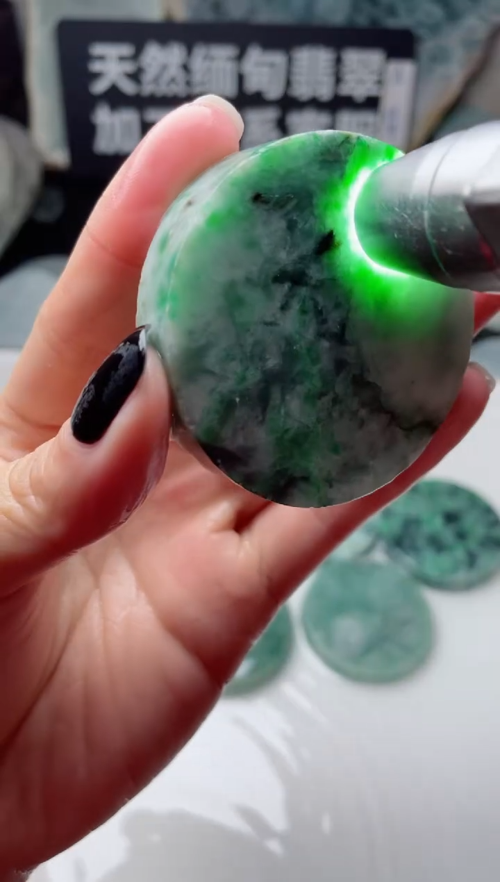 【闪购商品】翡翠颈饰未镶嵌3721.......