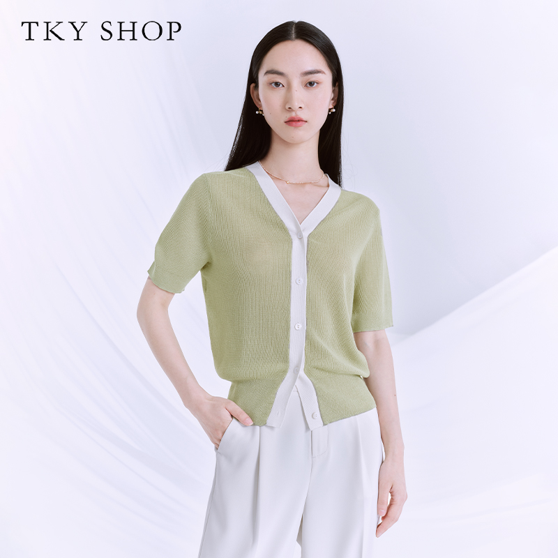 TKYSHOP春夏季豆沙绿时尚百搭V领撞色短袖针织短袖款10G1HE04F052