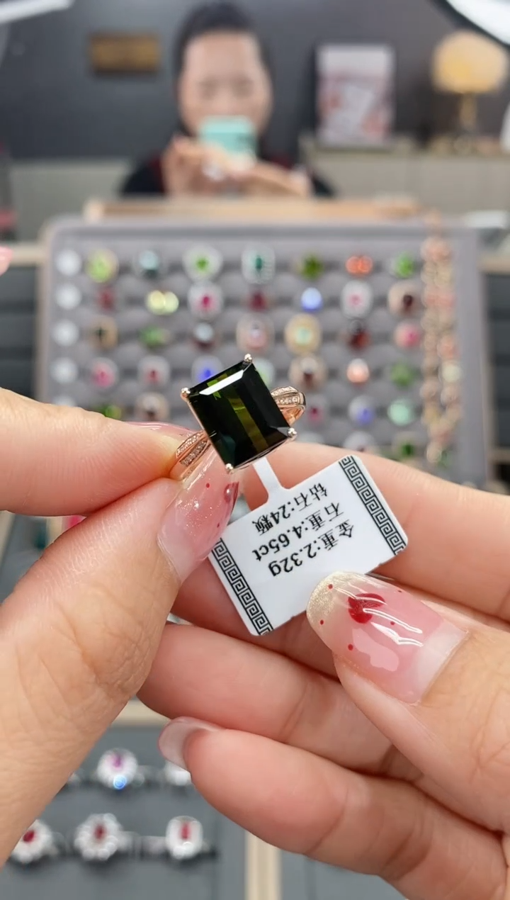 【闪购商品】碧玺戒指18K金镶嵌4.65  