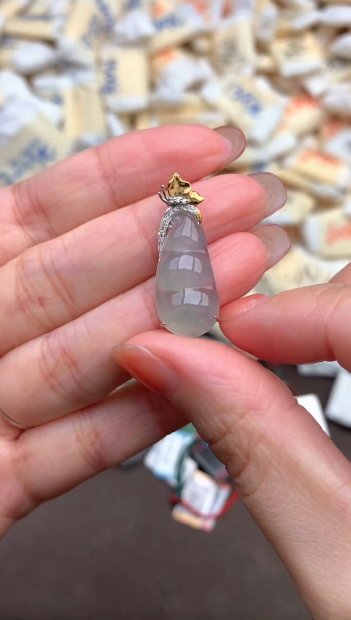 【闪购商品】翡翠颈饰18K金镶嵌— 