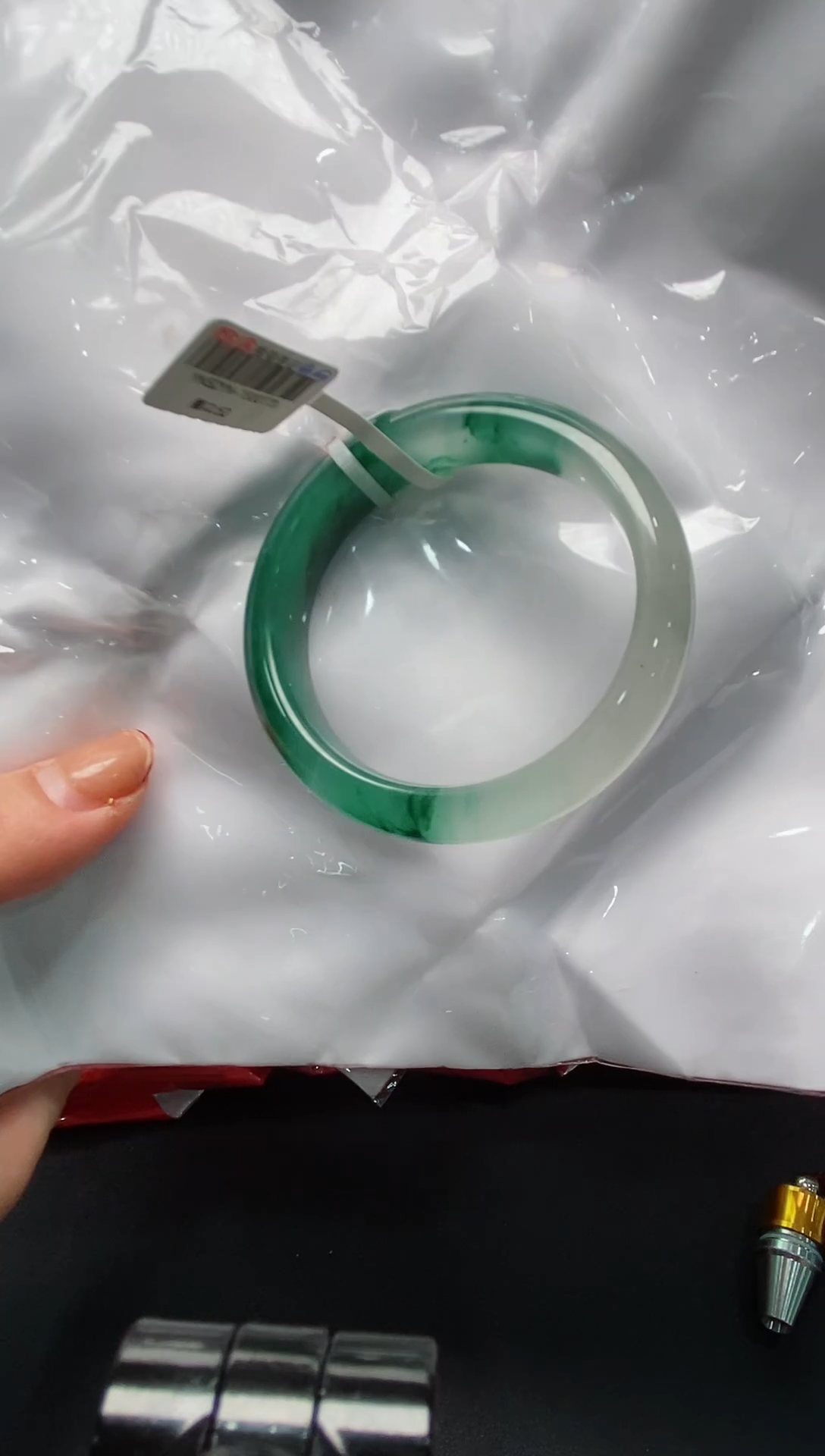 【闪购商品】石英质玉手镯未镶嵌纯天然非洲翠07