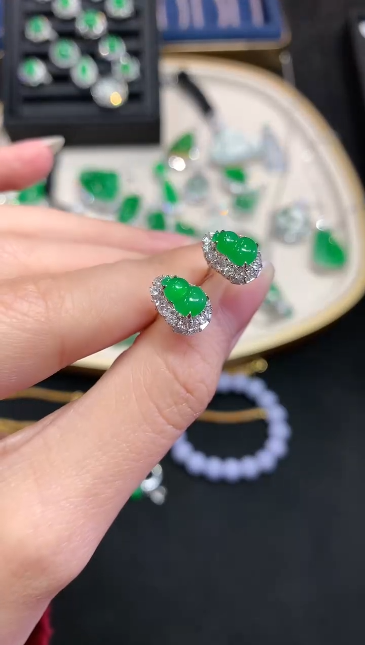 【闪购商品】翡翠耳饰18K金镶嵌W689|15000