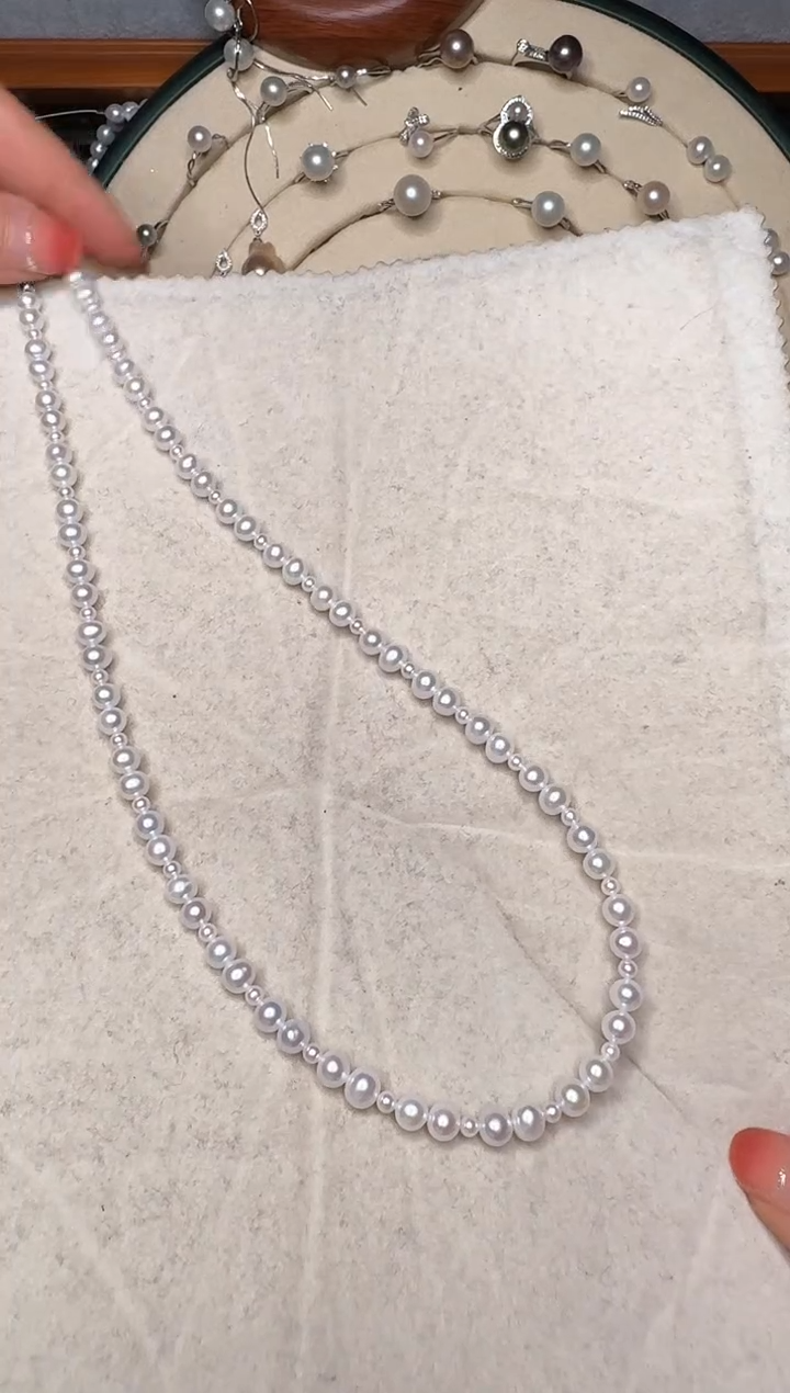 【闪购商品】淡水珍珠颈饰银S925镶嵌2号极光大小珠项链