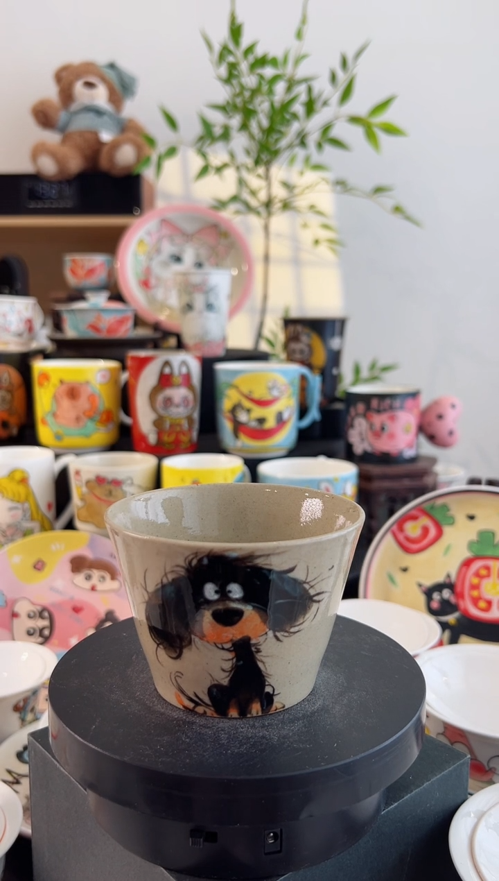 【闪购商品】摆件手工手绘陶瓷小杯杯