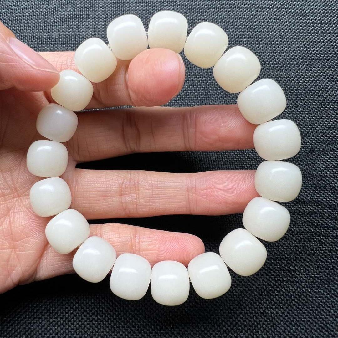 古韵清欣推荐菩提手串