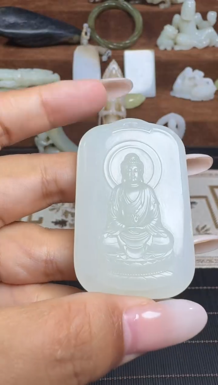 颈饰未镶嵌和田玉1