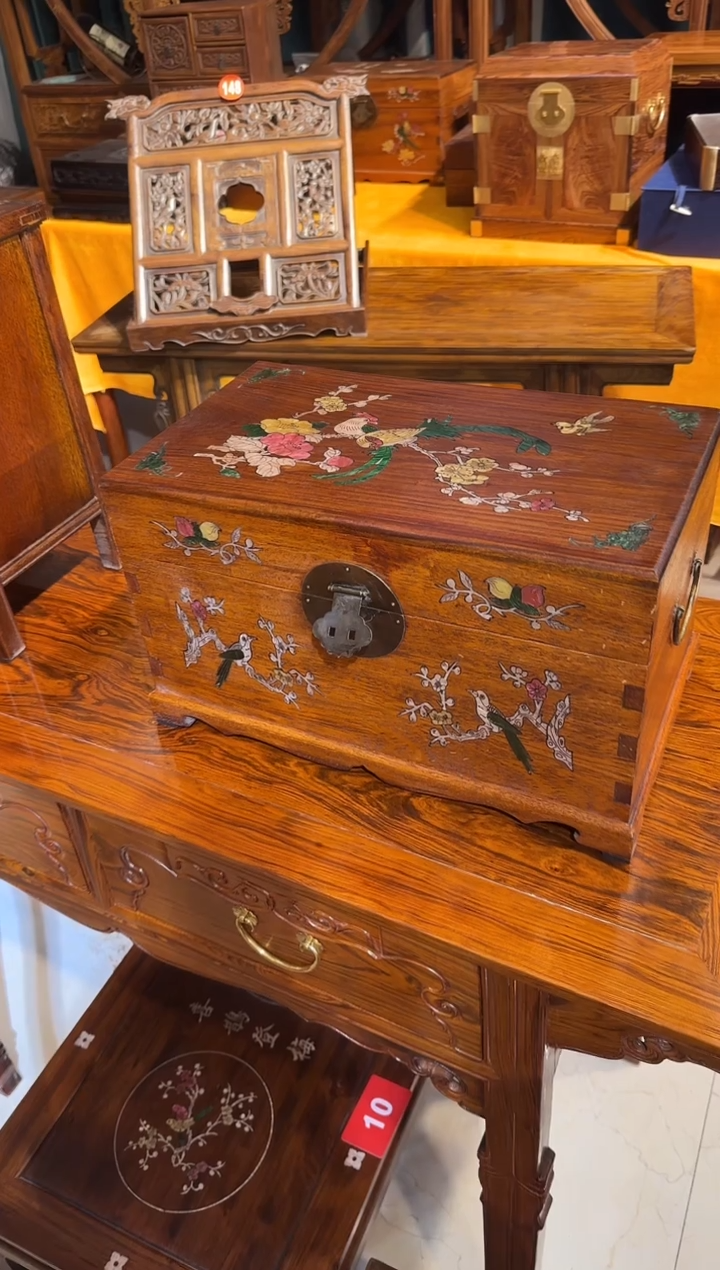 【闪购商品】木木艺长尾鸟底座翻盖箱398.88