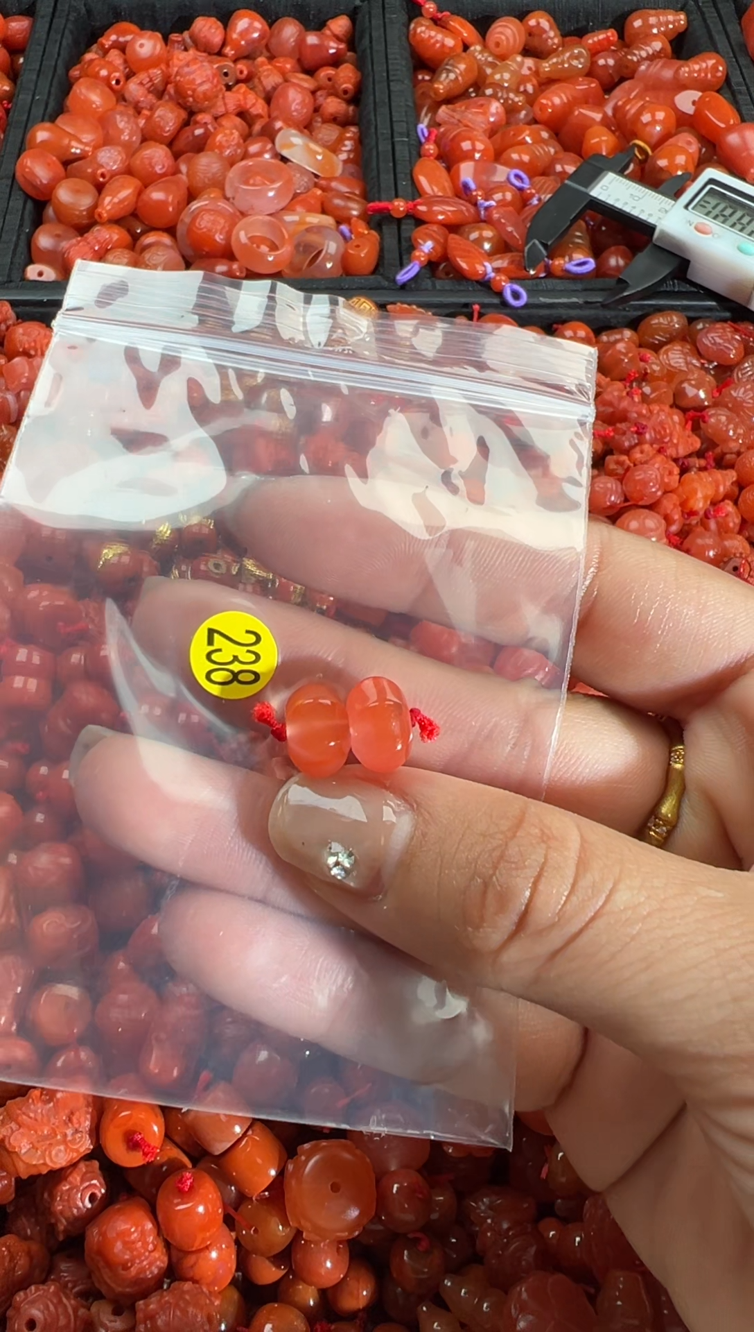 【闪购商品】南红玛瑙颈饰未镶嵌1