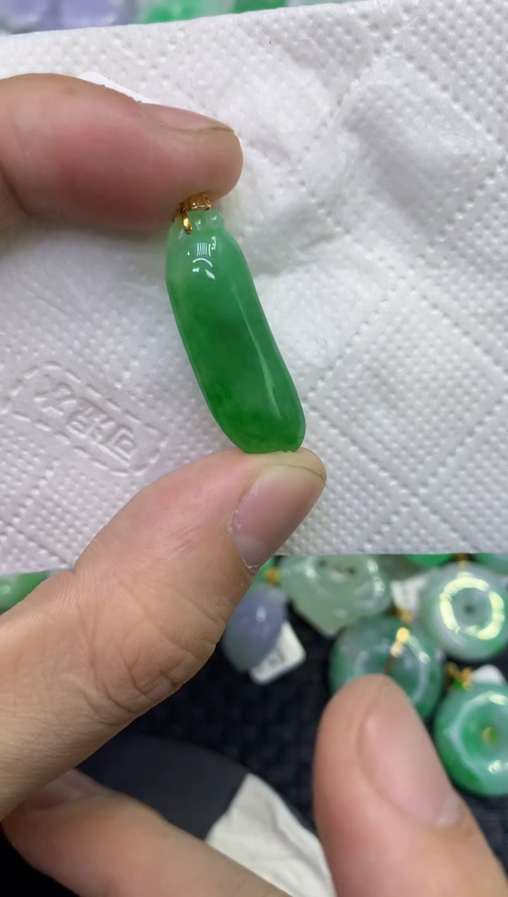 颈饰18K金镶嵌翡翠天然缅甸A货翡翠