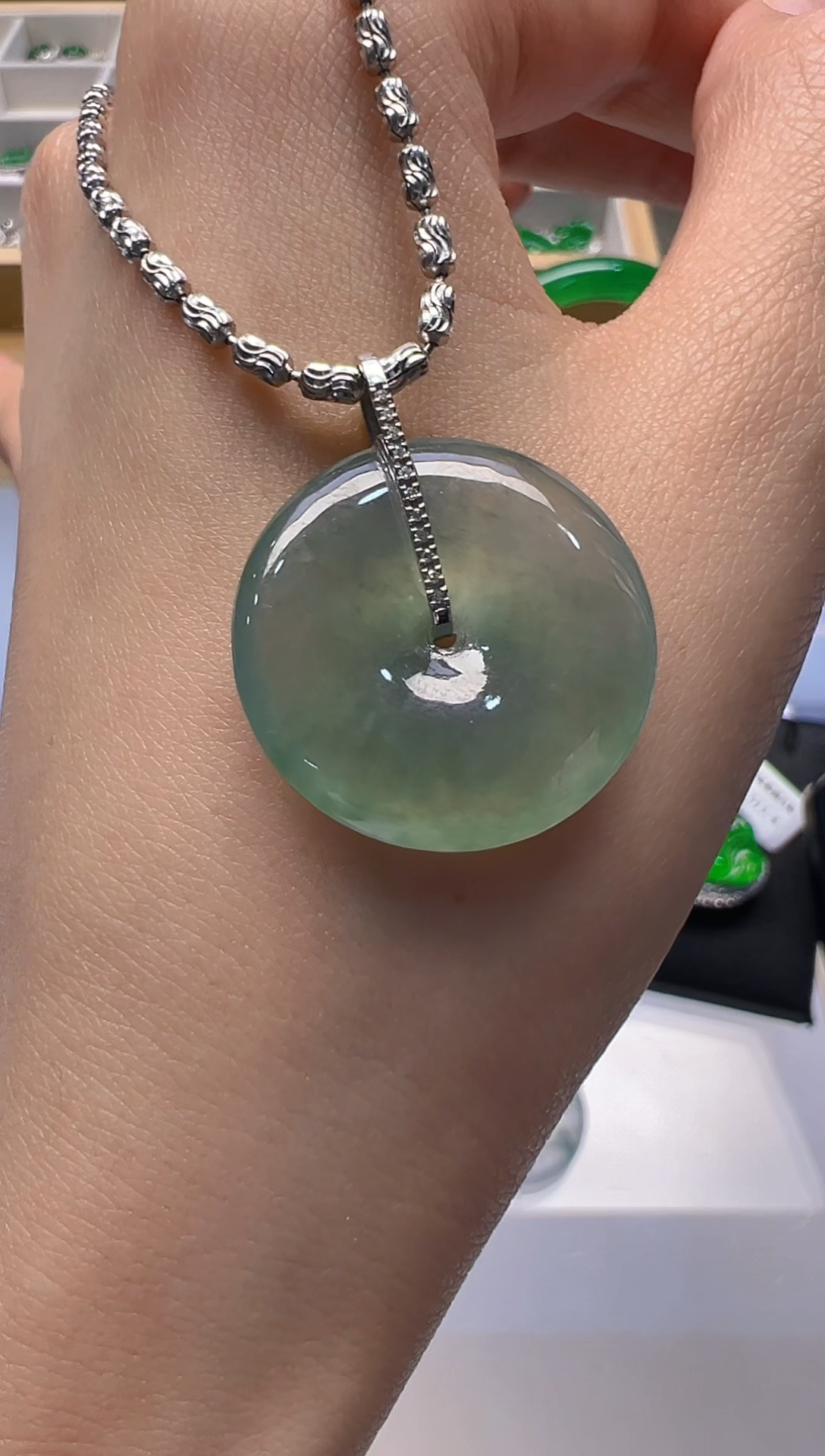 【闪购商品】翡翠吊坠(不含链)18K金镶嵌多样性团购发一件