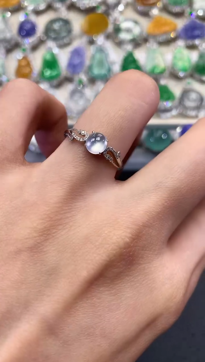 【闪购商品】翡翠戒指18K金镶嵌w6