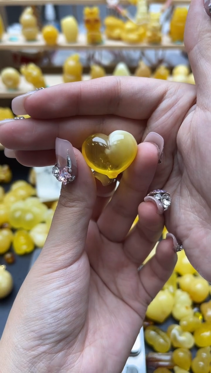 琥珀未镶嵌珠宝奇石110琥珀蜜蜡微瑕