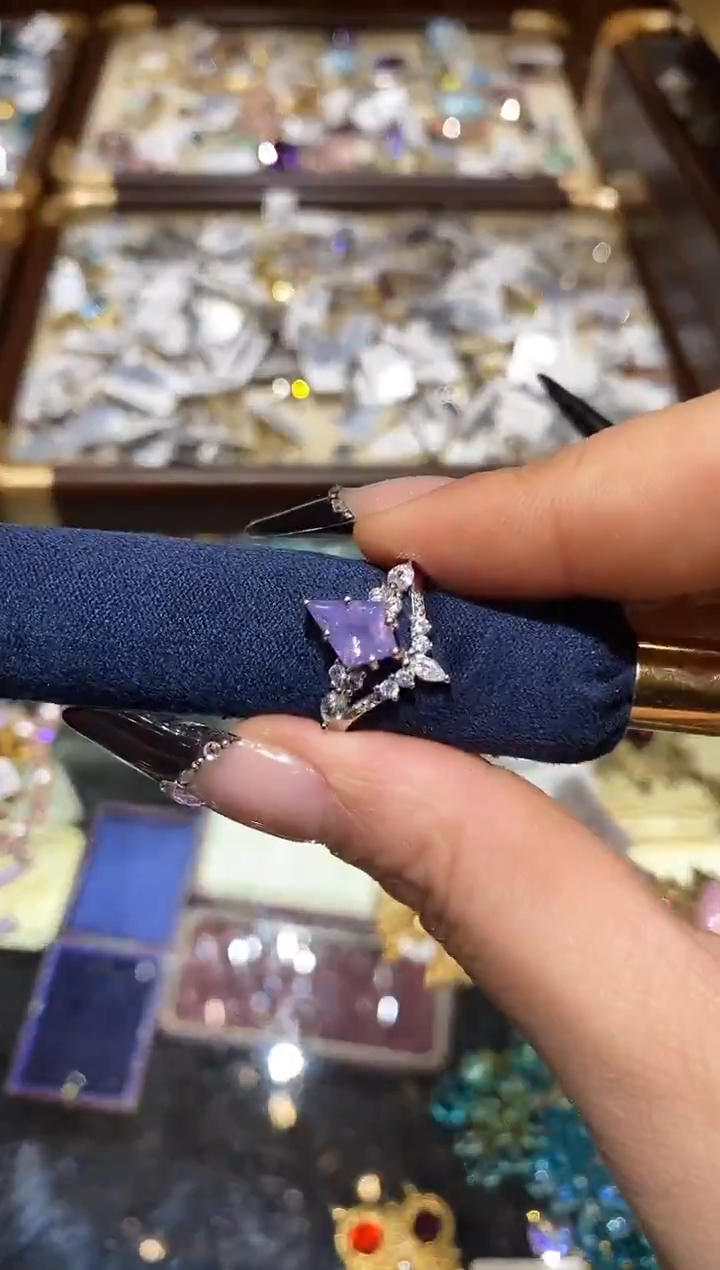 纯铜合金琉璃楚楚珠宝中古甄选不退换