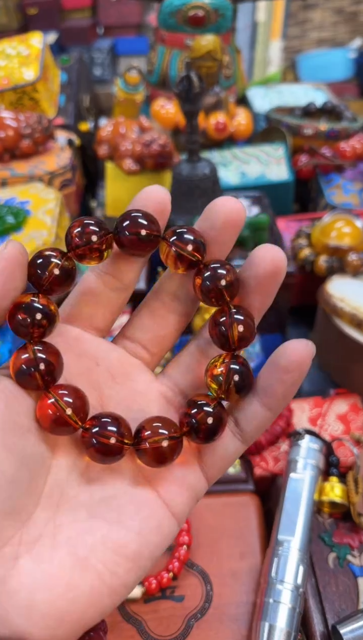 【闪购商品】琥珀裸石未镶嵌当天订单当天直发如图所示