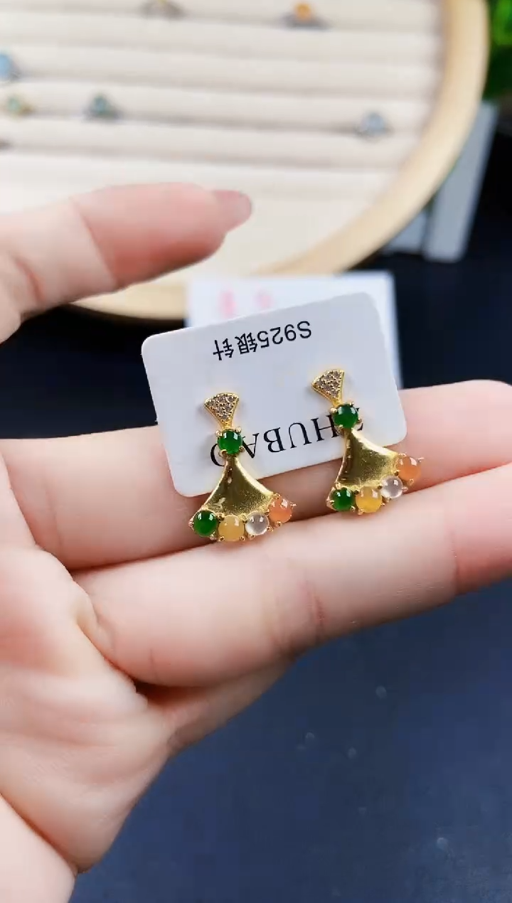 【闪购商品】翡翠耳饰银S925镶嵌120120120