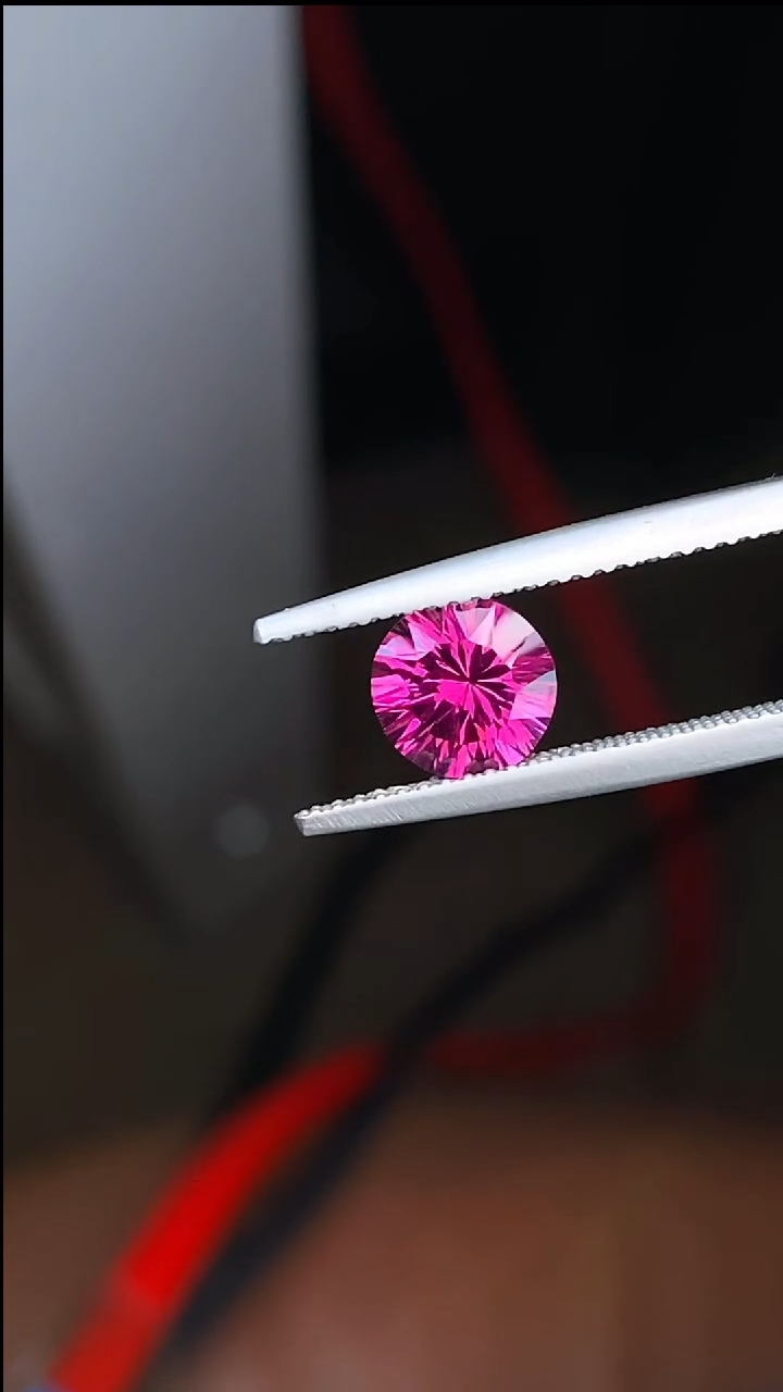 【闪购商品】石榴石无未镶嵌1.6克拉