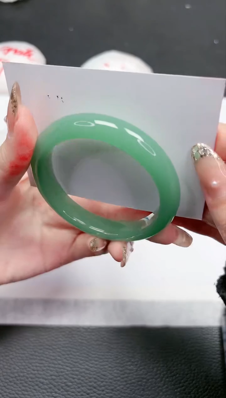 【闪购商品】石英质玉手镯未镶嵌457-54