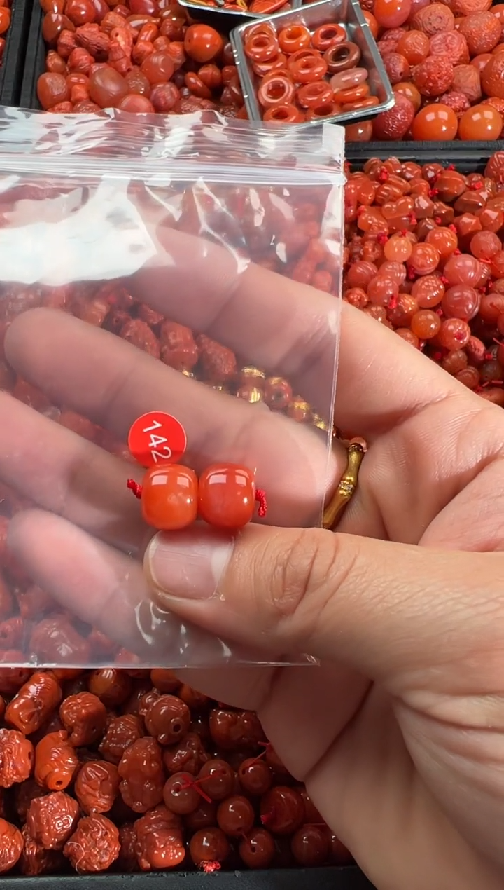 【闪购商品】南红玛瑙颈饰未镶嵌1