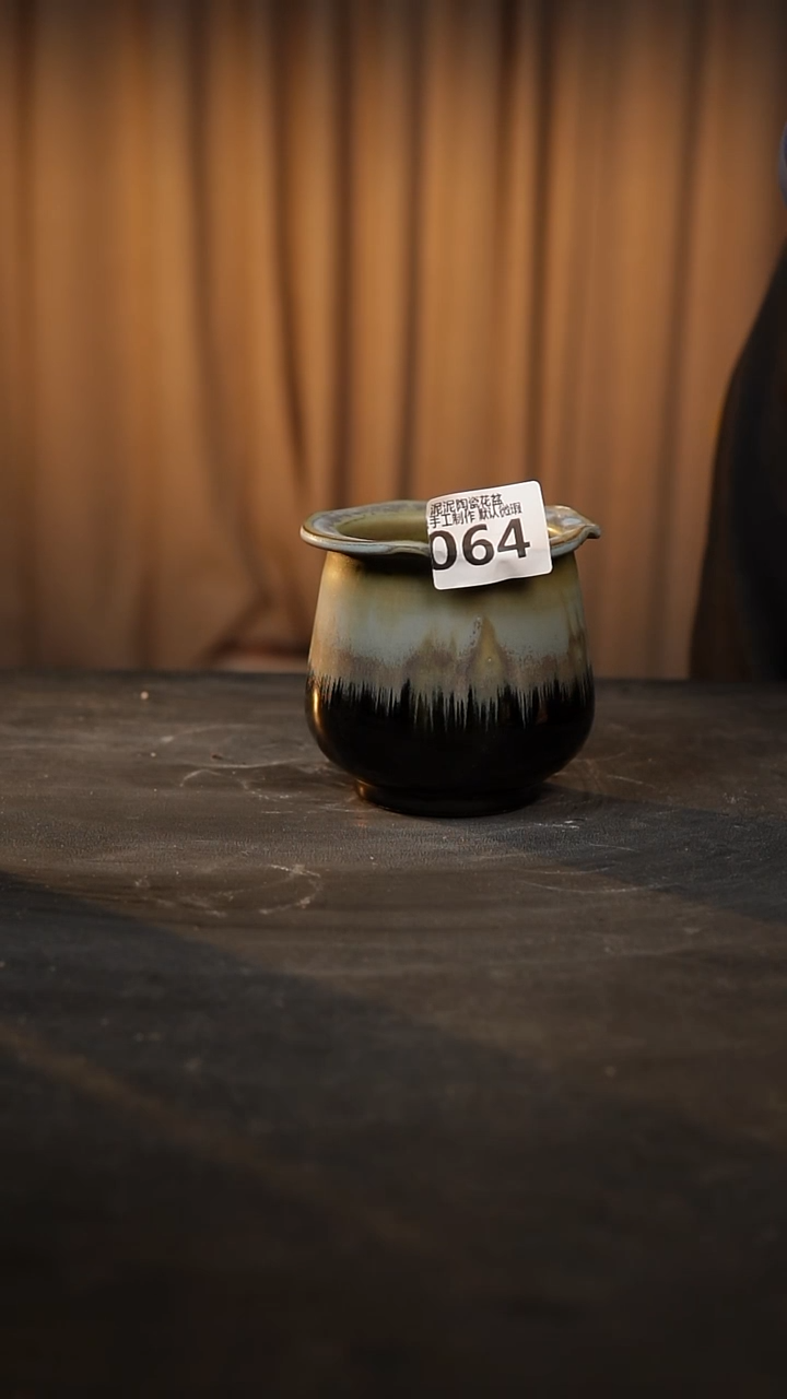 【闪购商品】瓷片064泥泥手工花盆口7高9