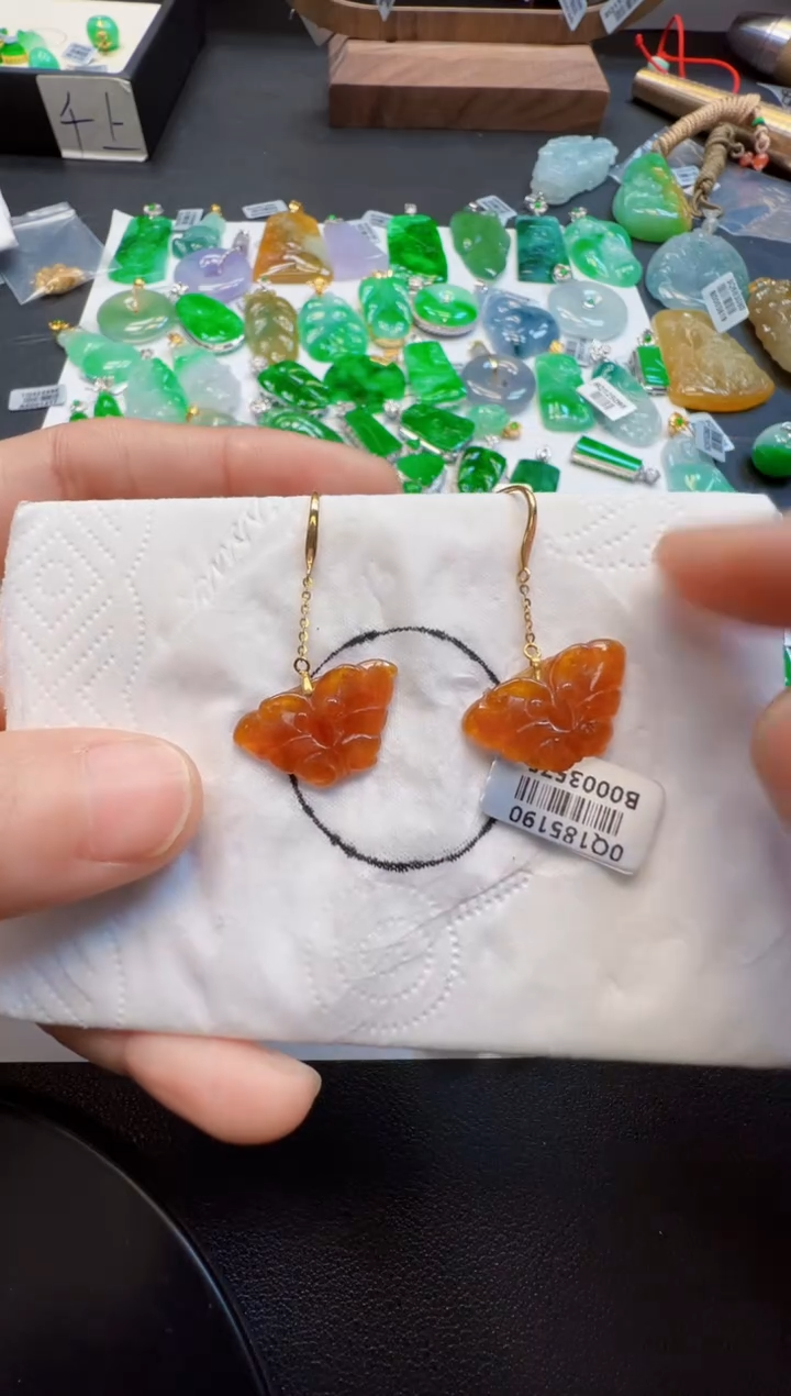 【闪购商品】翡翠耳饰18K金镶嵌1800元