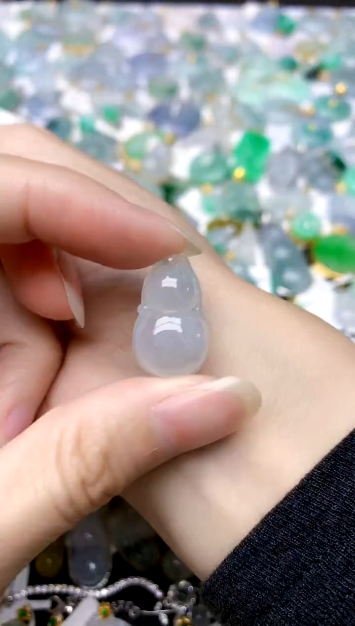 颈饰未镶嵌翡翠天然A货翡翠