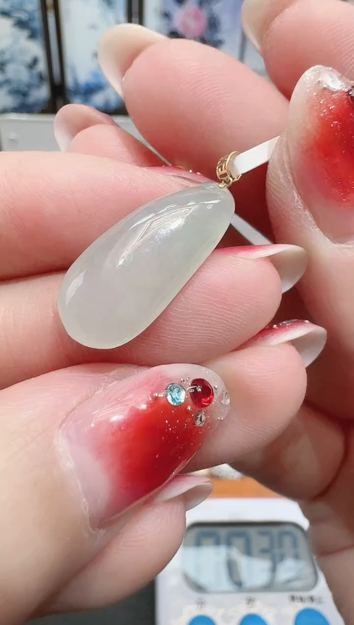 颈饰18K金镶嵌翡翠k*寄售回流，不退不换