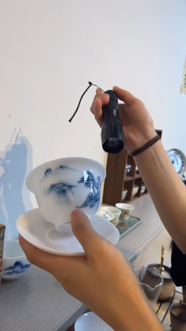 景德镇高温瓷山水三才