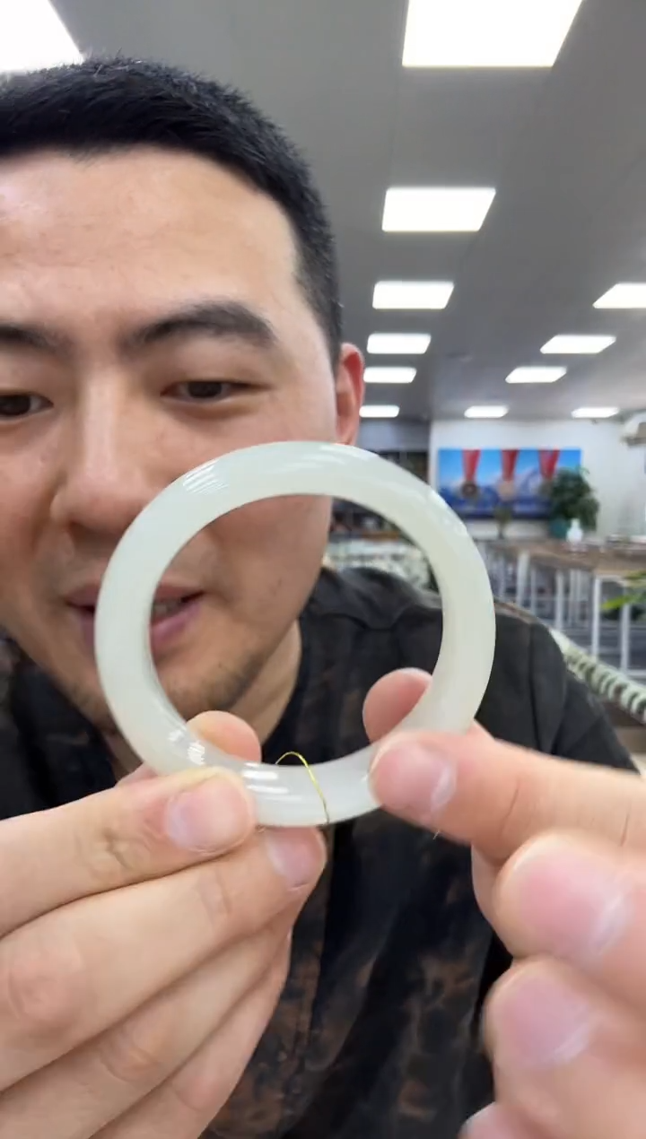 【闪购商品】和田玉未镶嵌手镯55-56  134