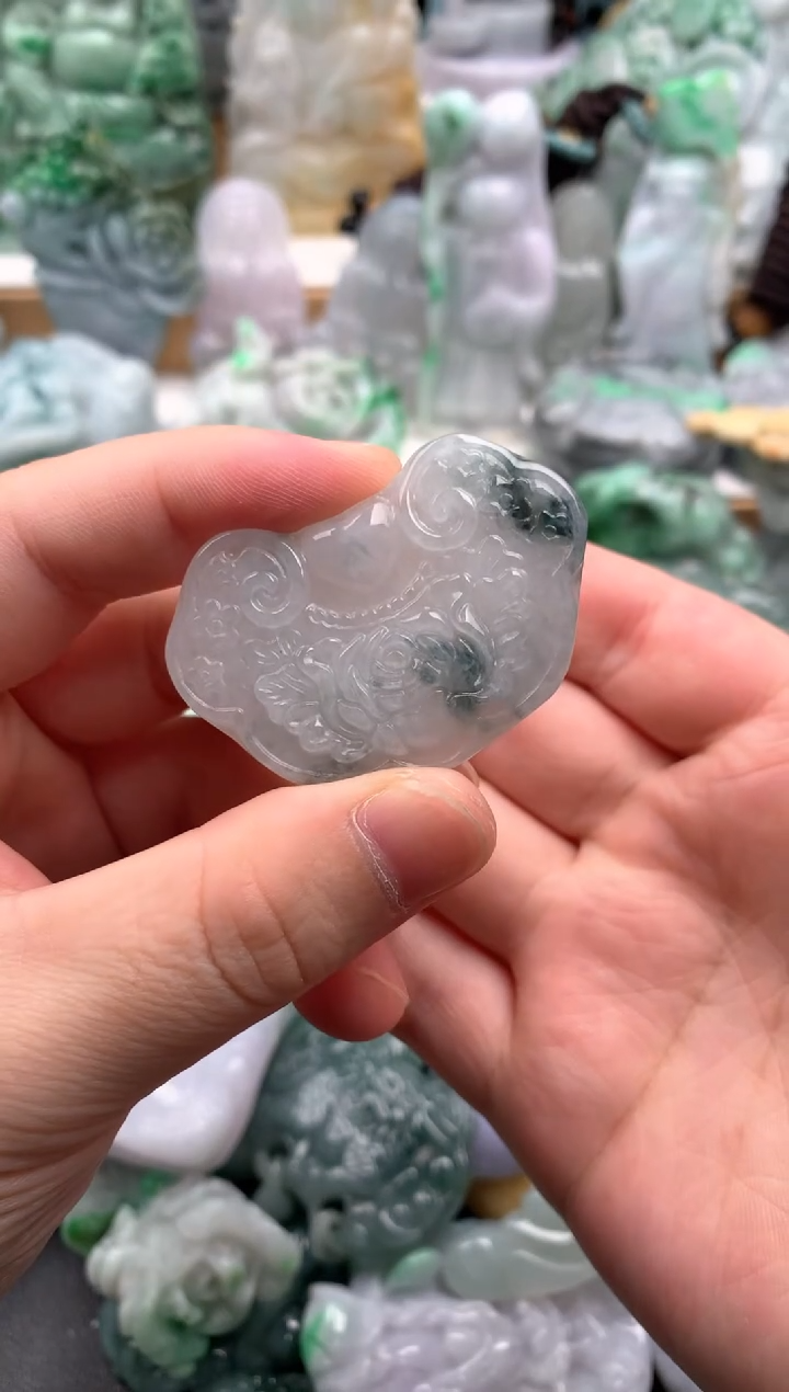 吊坠(不含链)未镶嵌翡翠1