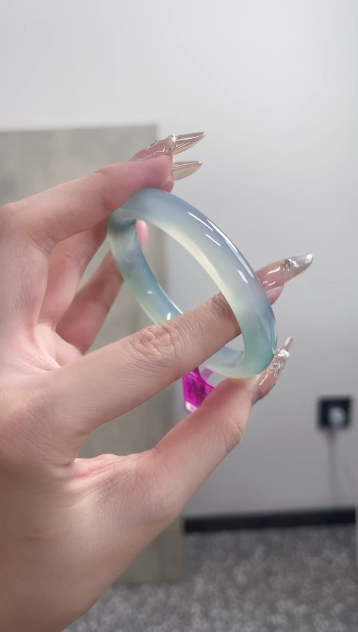 【闪购商品】玛瑙/玉髓手镯未镶嵌56-57圈 需要包容