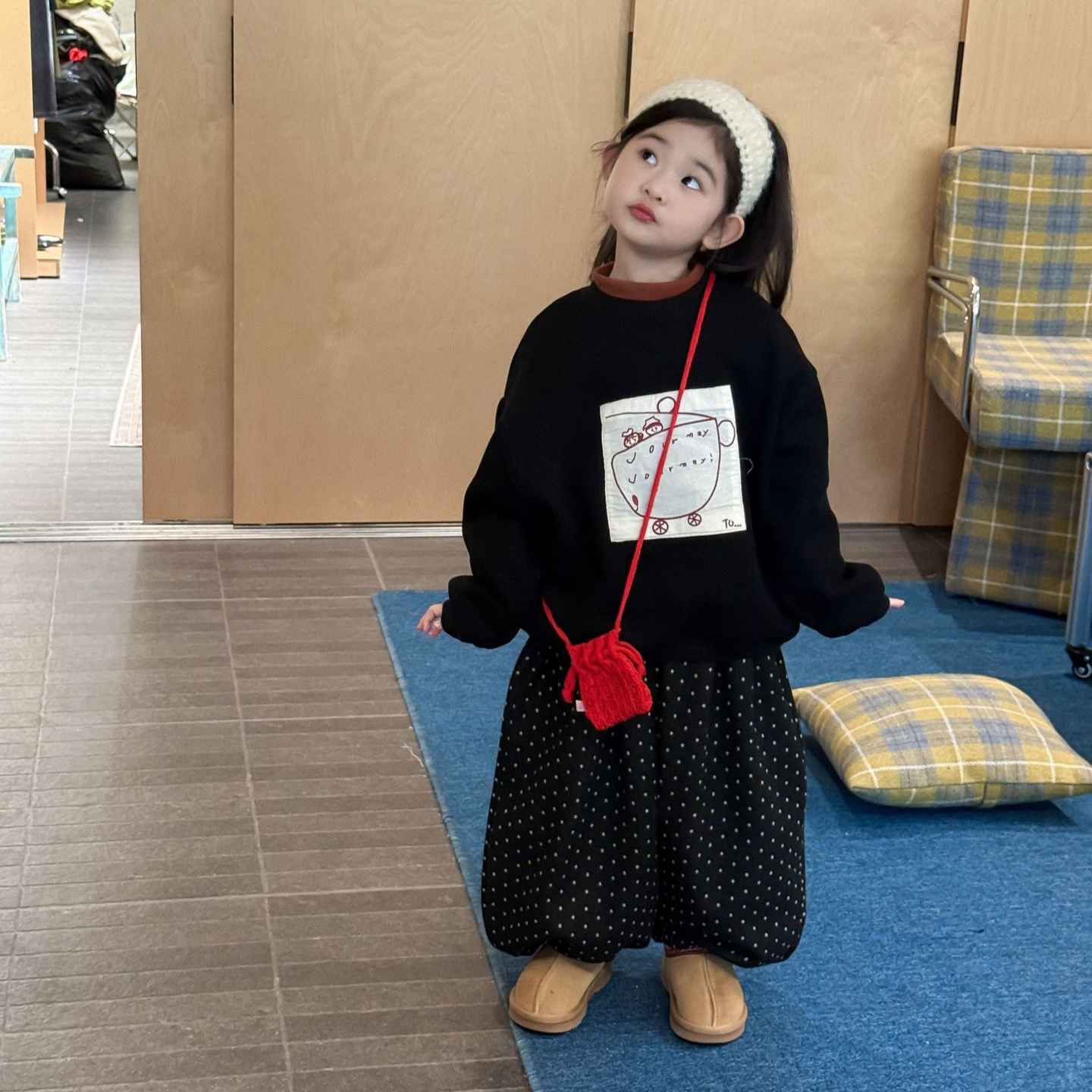 韩系女童秋冬款洋气百搭可爱贴布加绒卫衣女宝休闲加绒波点灯笼裤