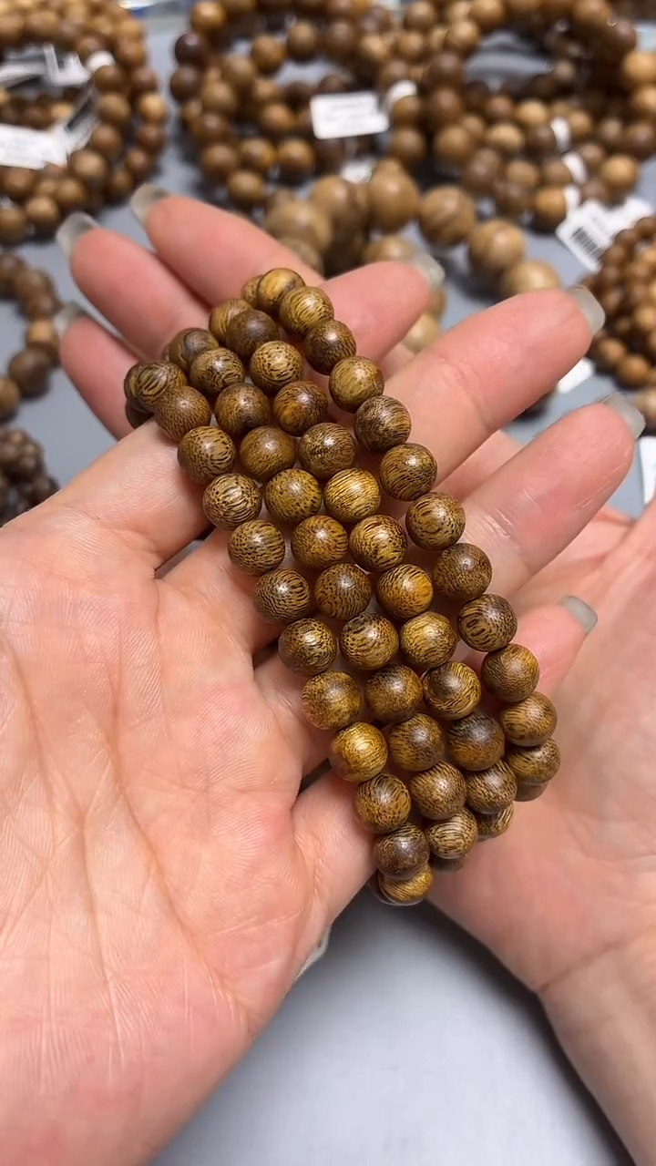 沉香手串海南莺歌绿圆珠长串0.8多样性发其一