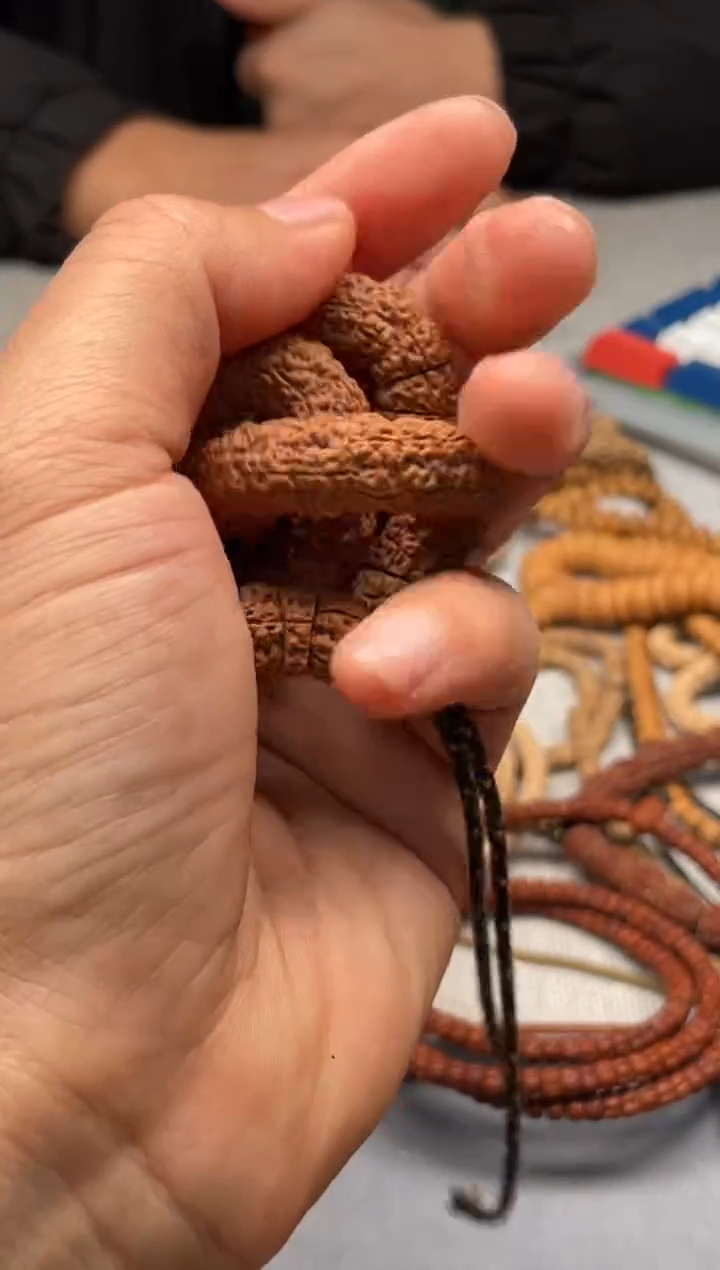 手串柏香籽/百香籽小金刚肠25