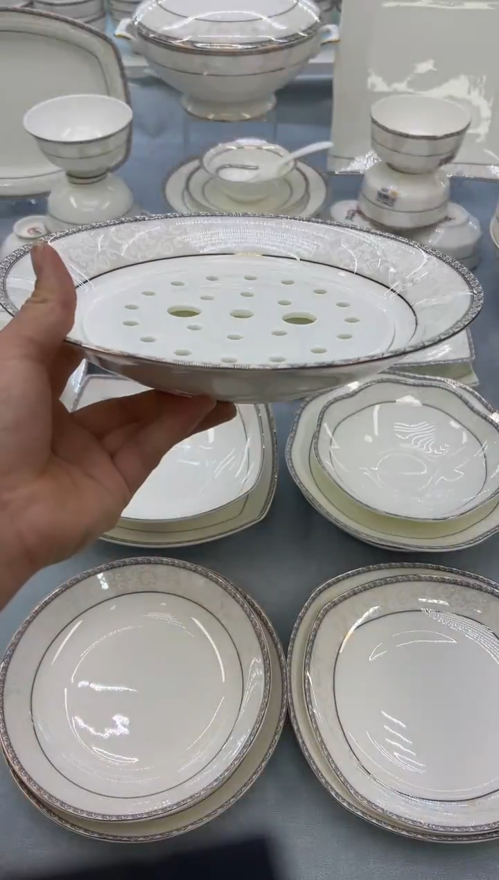 骨瓷玲珑饺子盘1个  