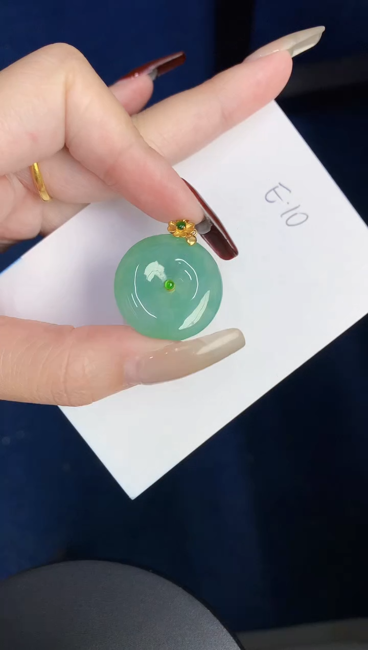 【闪购商品】翡翠颈饰18K金镶嵌0000000000