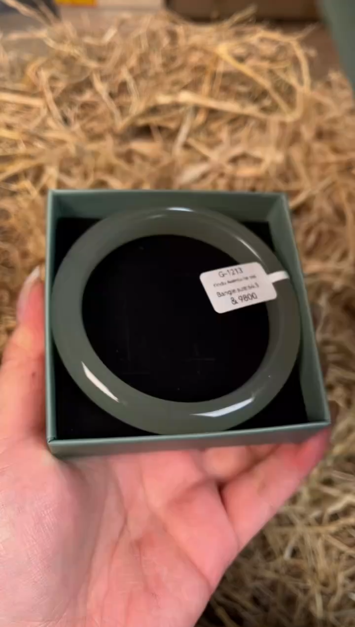 未镶嵌手镯石英质玉G-1213