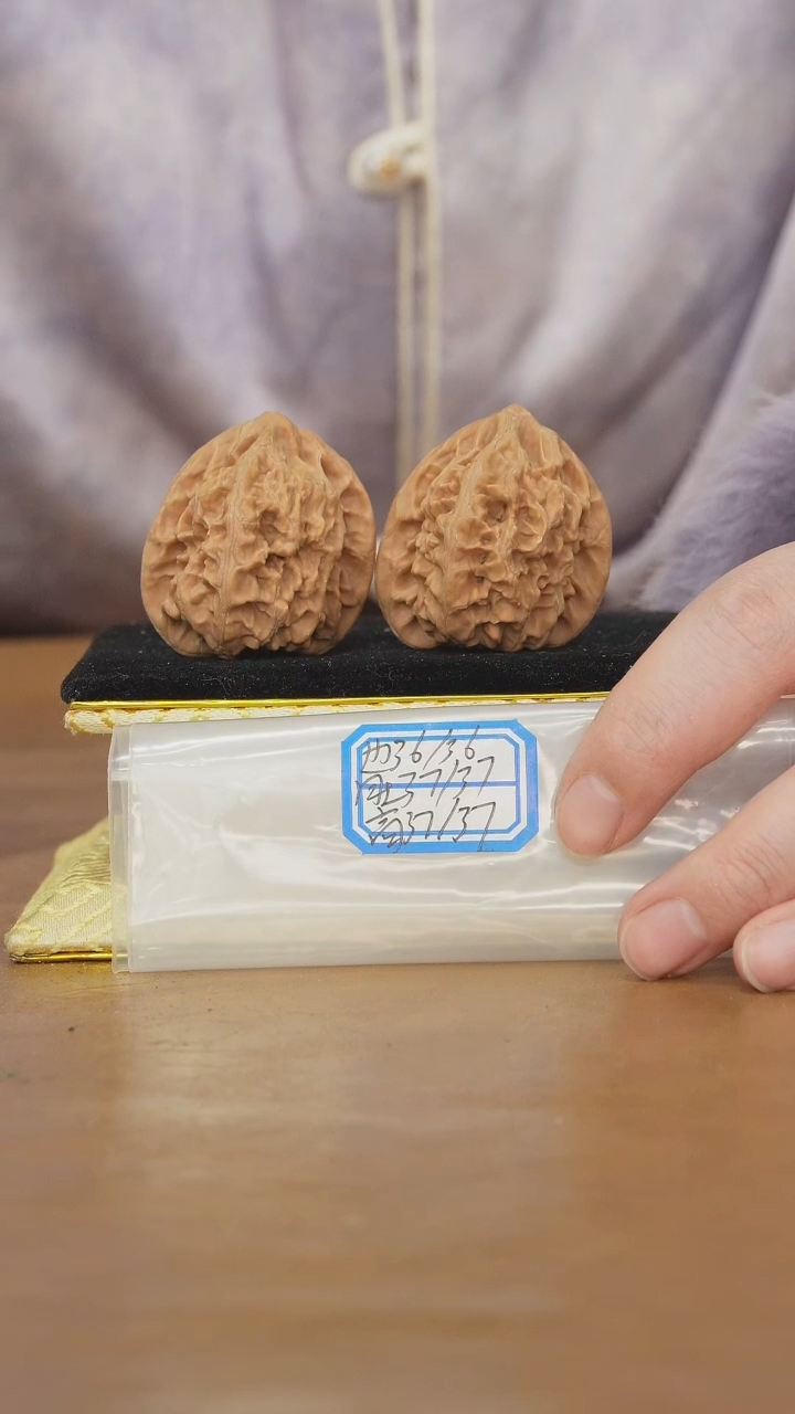 把件文玩核桃马蹄