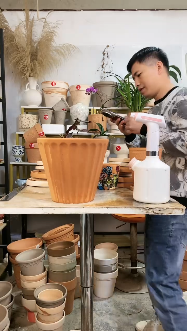 【闪购商品】红陶24*21红陶甜筒盆 1盆无托