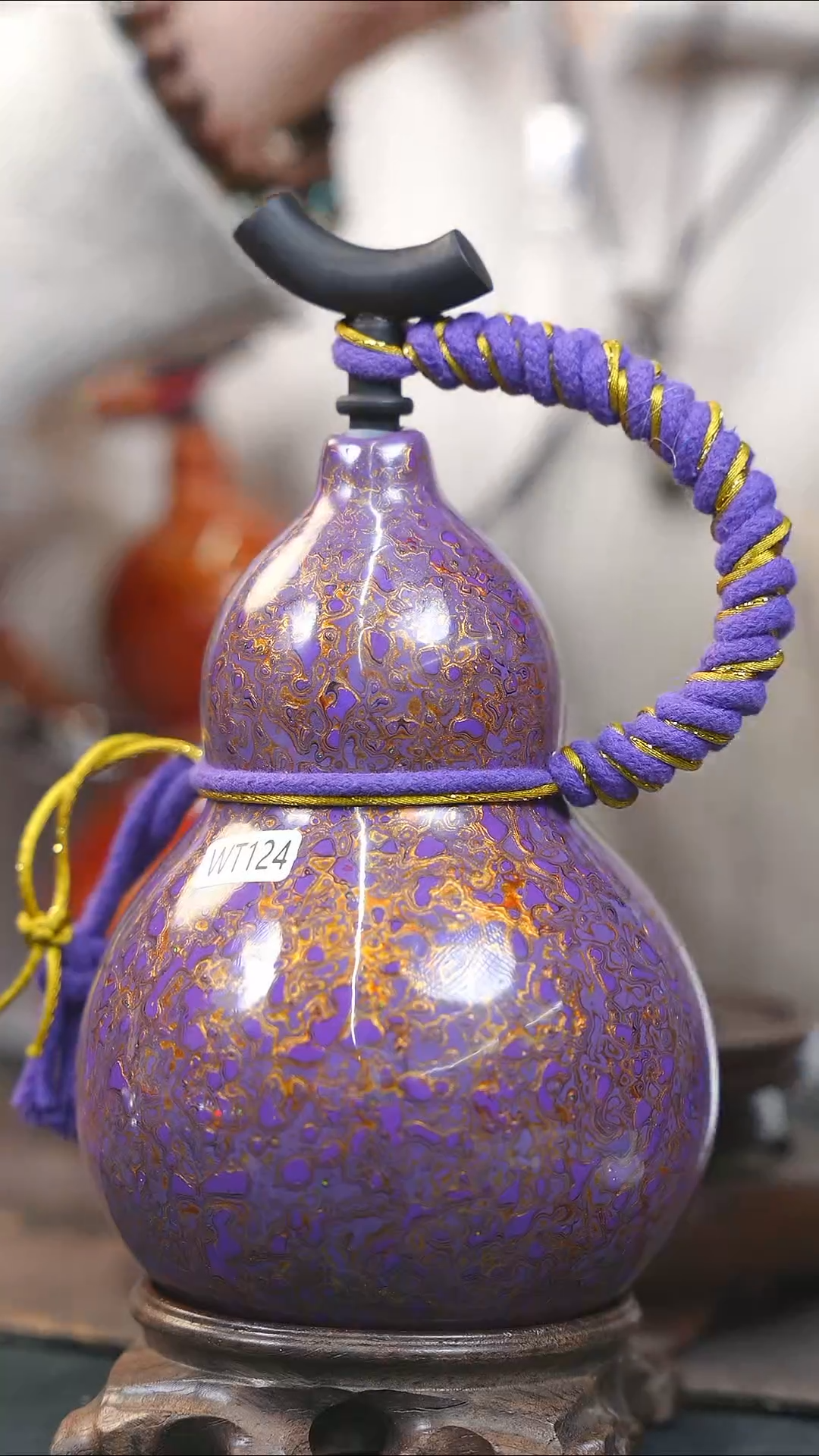 【闪购商品】WT124漆艺酒葫芦不包手串及旋转底座