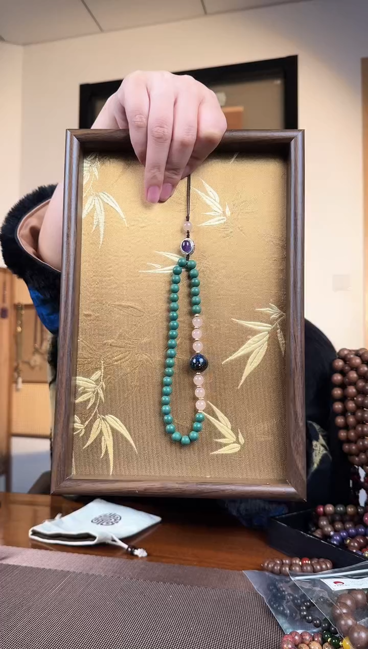 泥塑大青龙8mm手机挂