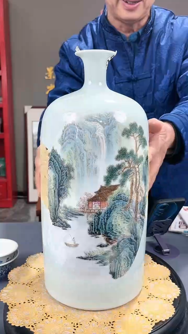 【闪购商品】官窑瓷画院302官窑瓷画院开窗山水赏瓶