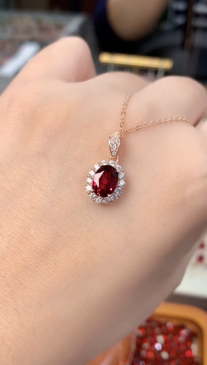 【闪购商品】石榴石吊坠银S925镶嵌天然镁铝