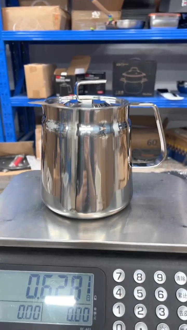 【闪购商品】不锈钢1800ml油壶