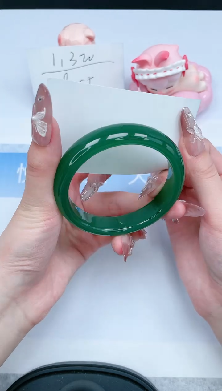 【闪购商品】石英质玉手镯未镶嵌129-60.5