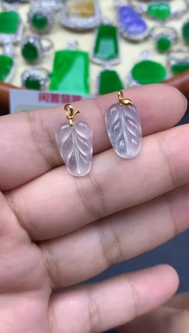 颈饰18K金镶嵌翡翠208-中国好珍宝-多样性（发其一）